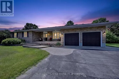 4 Davis Lane Rideau Lakes ON K7A 4S5