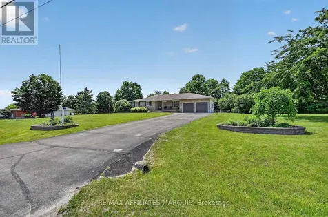 4 Davis Lane Rideau Lakes ON K7A 4S5