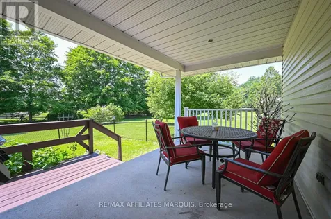 4 Davis Lane Rideau Lakes ON K7A 4S5