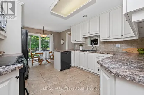 4 Davis Lane Rideau Lakes ON K7A 4S5