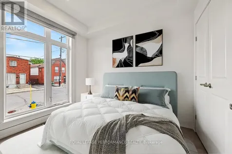 349 Booth Street Ottawa ON K1R 7K1