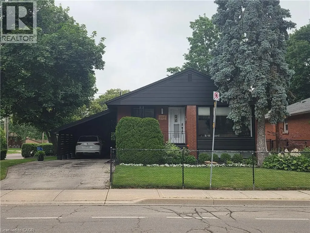 158 Upper Paradise Road Hamilton ON L9C 5B8