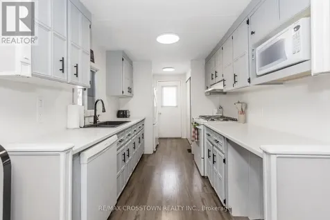 3 Fairbirch Court Innisfil ON L9S 1R2