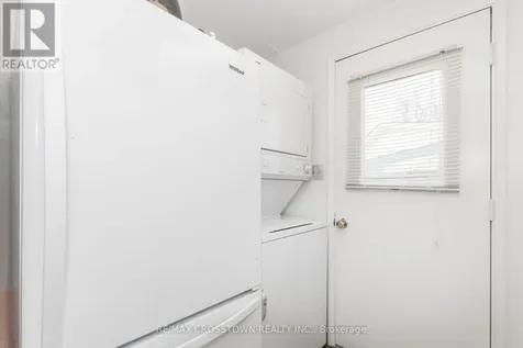 3 Fairbirch Court Innisfil ON L9S 1R2