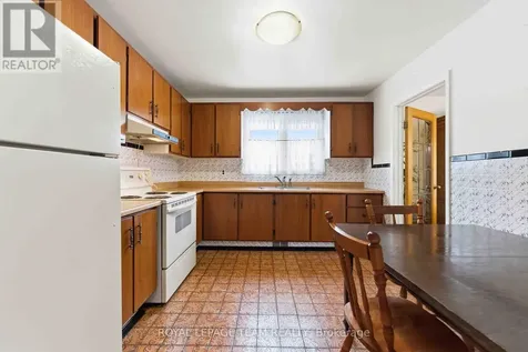 1197 Maitland Avenue Ottawa ON K2C 2B8