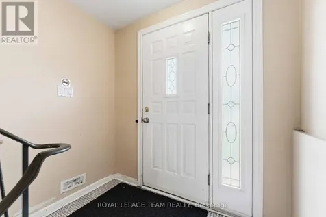 1197 Maitland Avenue Ottawa ON K2C 2B8