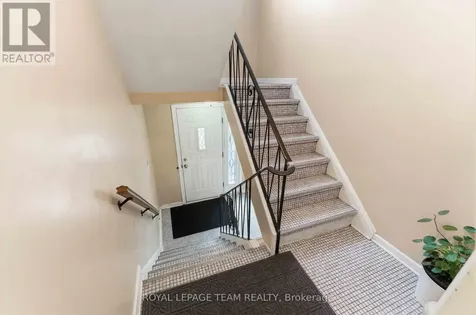 1197 Maitland Avenue Ottawa ON K2C 2B8