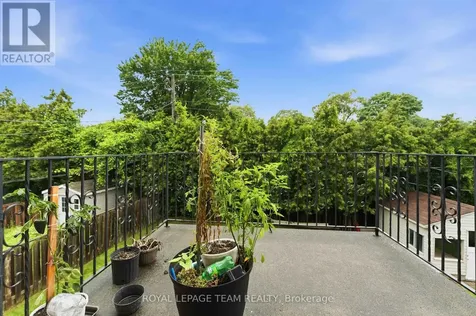 1197 Maitland Avenue Ottawa ON K2C 2B8