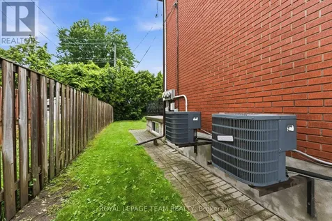 1197 Maitland Avenue Ottawa ON K2C 2B8