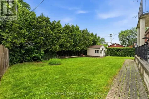 1197 Maitland Avenue Ottawa ON K2C 2B8