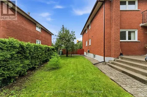 1197 Maitland Avenue Ottawa ON K2C 2B8