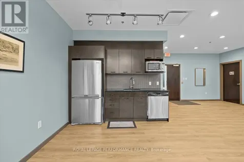 101 Richmond Road Ottawa ON K1Z 0A6