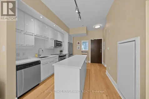 101 Richmond Road Ottawa ON K1Z 0A6