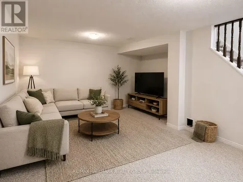 304 Applecross Crescent Ottawa ON K2K 0C4