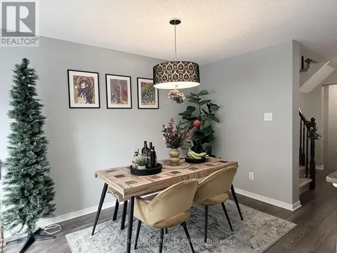 304 Applecross Crescent Ottawa ON K2K 0C4