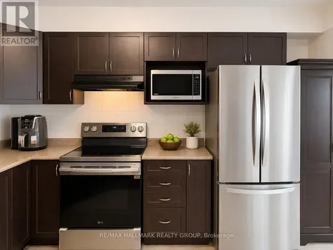 304 Applecross Crescent Ottawa ON K2K 0C4