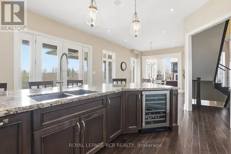 7 Proctor Avenue Caledon ON L7E 4E7
