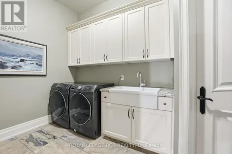 7 Proctor Avenue Caledon ON L7E 4E7
