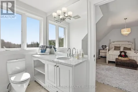 7 Proctor Avenue Caledon ON L7E 4E7