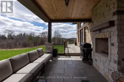 7 Proctor Avenue Caledon ON L7E 4E7