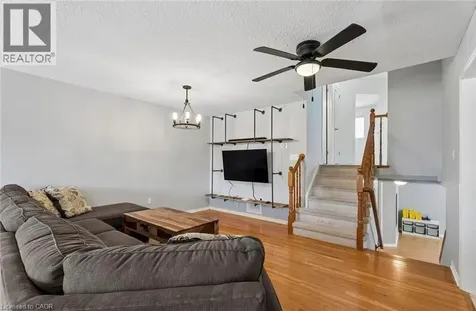 56 Golden Acres Drive Smithville ON L0R 2A0