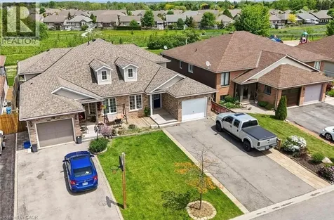 56 Golden Acres Drive Smithville ON L0R 2A0