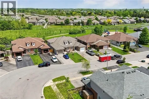 56 Golden Acres Drive Smithville ON L0R 2A0
