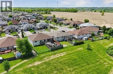 56 Golden Acres Drive Smithville ON L0R 2A0