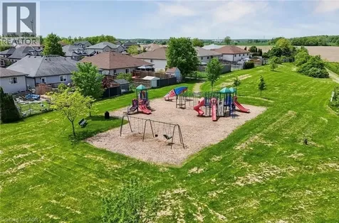 56 Golden Acres Drive Smithville ON L0R 2A0