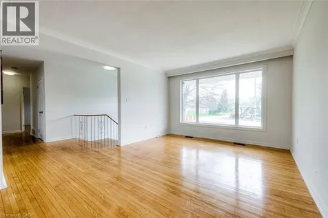 530 Lees Lane Oakville ON L6L 4T4