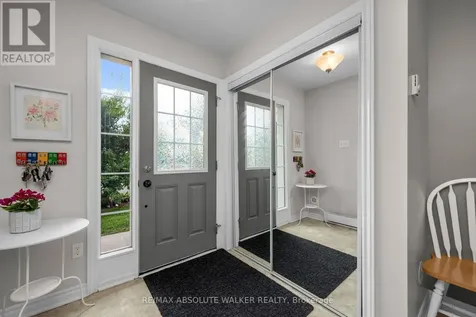 156 Sunshine Crescent Ottawa ON K4A 0V3