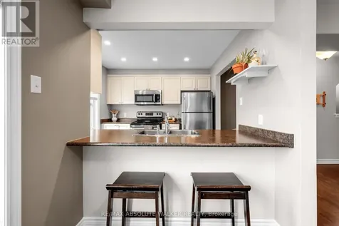 156 Sunshine Crescent Ottawa ON K4A 0V3