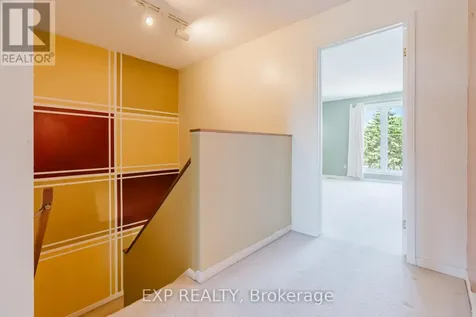 6 Forsyth Lane Ottawa ON K2H 9H1