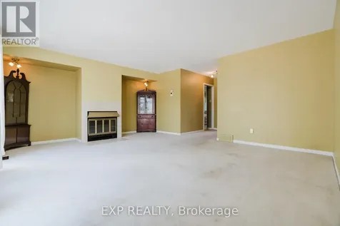 6 Forsyth Lane Ottawa ON K2H 9H1