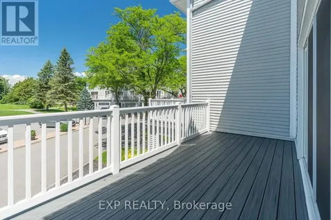 6 Forsyth Lane Ottawa ON K2H 9H1