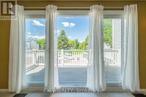 6 Forsyth Lane Ottawa ON K2H 9H1