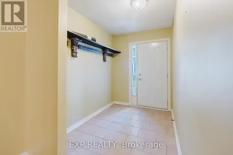 6 Forsyth Lane Ottawa ON K2H 9H1