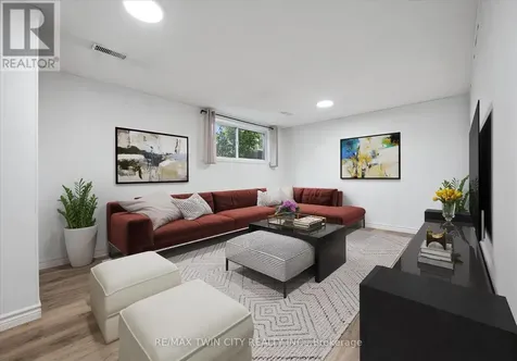 269 Ross Avenue Kitchener ON N2A 1V7