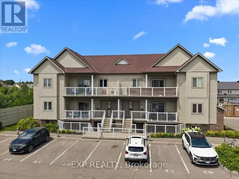 128 Sternes Private Ottawa ON K4A 0X8