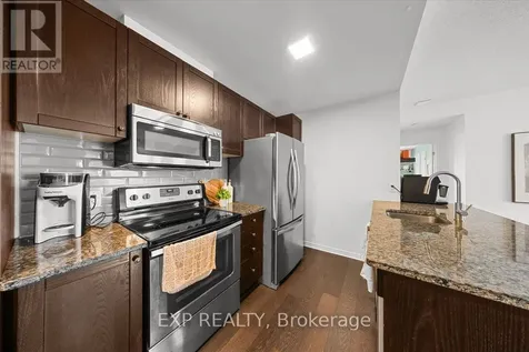 128 Sternes Private Ottawa ON K4A 0X8