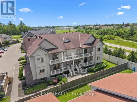128 Sternes Private Ottawa ON K4A 0X8