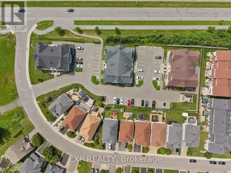 128 Sternes Private Ottawa ON K4A 0X8