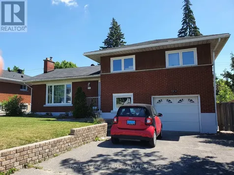 1015 Pinecrest Road Ottawa ON K2B 6B6