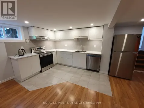 1015 Pinecrest Road Ottawa ON K2B 6B6