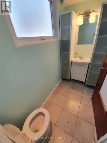 1015 Pinecrest Road Ottawa ON K2B 6B6
