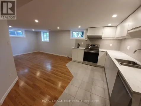 1015 Pinecrest Road Ottawa ON K2B 6B6