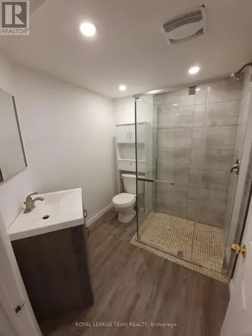 1015 Pinecrest Road Ottawa ON K2B 6B6
