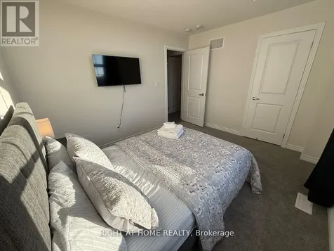 28 Federica Crescent Wasaga Beach ON L9Z 0N6
