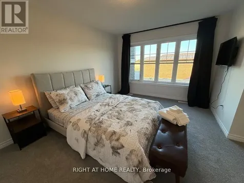 28 Federica Crescent Wasaga Beach ON L9Z 0N6