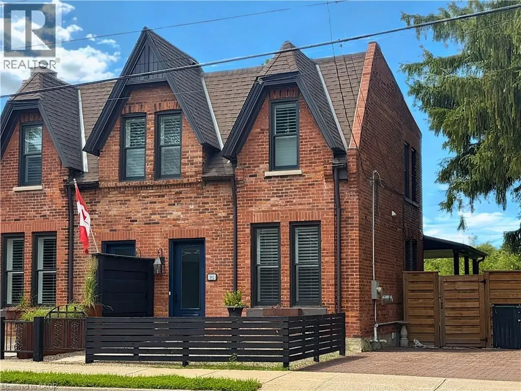 192 Stanley Street Ayr ON N0B 1E0